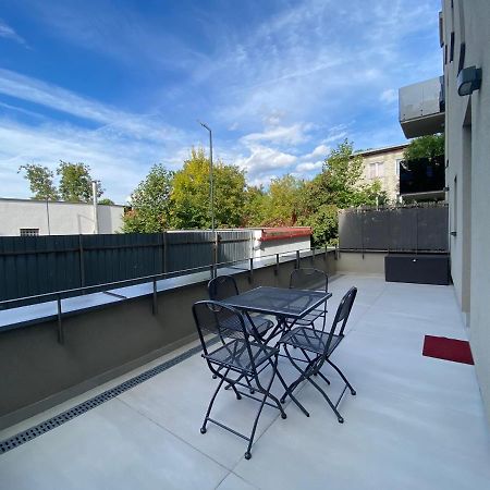 Lunafan Apartment Клуж-Напока Екстер'єр фото