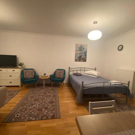 Lunafan Apartment Клуж-Напока Екстер'єр фото