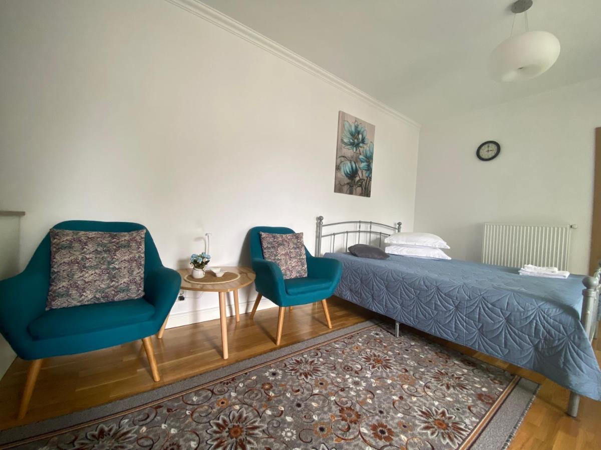 Lunafan Apartment Клуж-Напока Екстер'єр фото